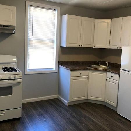 Private 2-Bedroom With Free Parking And Direct Bus To Nyc Manhattan Only 2 Blocks Away 林登 外观 照片